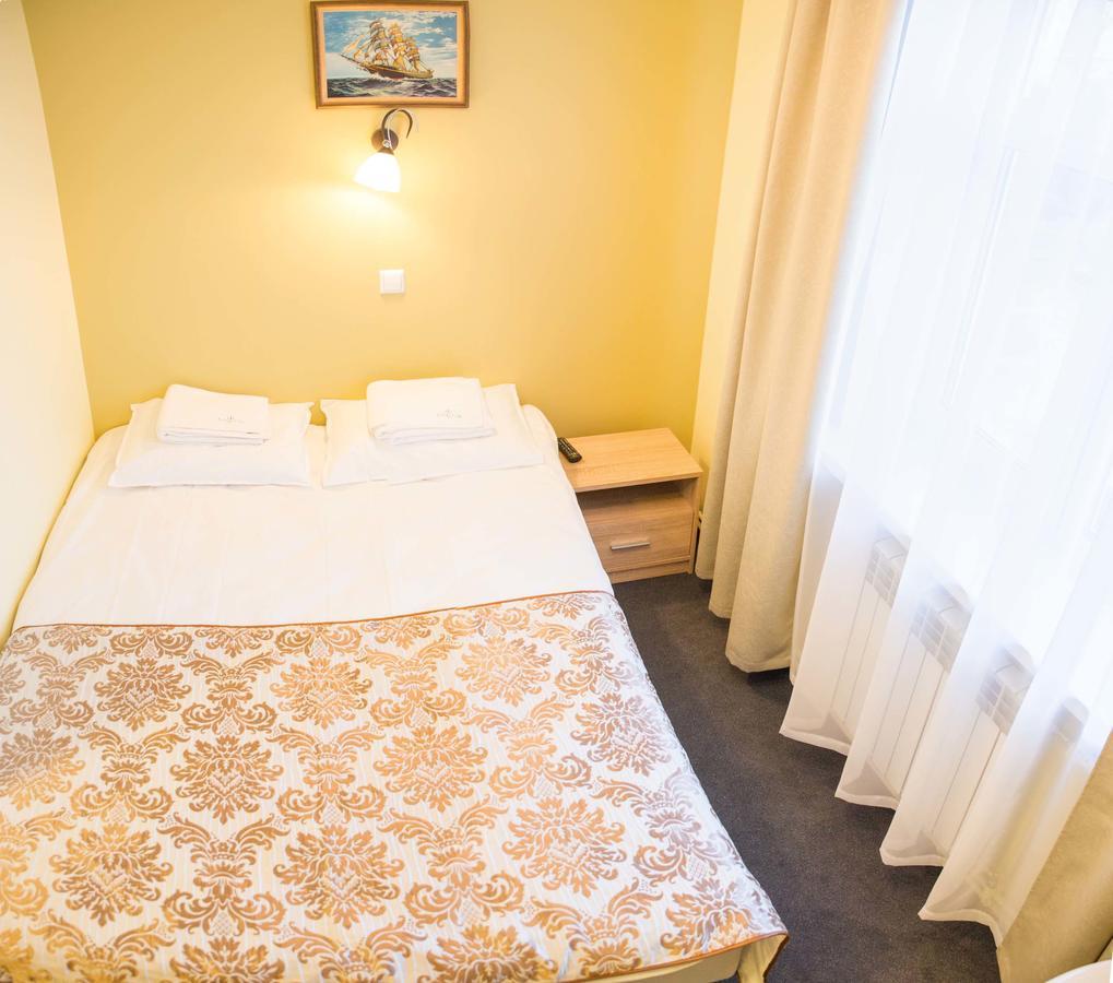 Ankur Hotell Mustvee Buitenkant foto