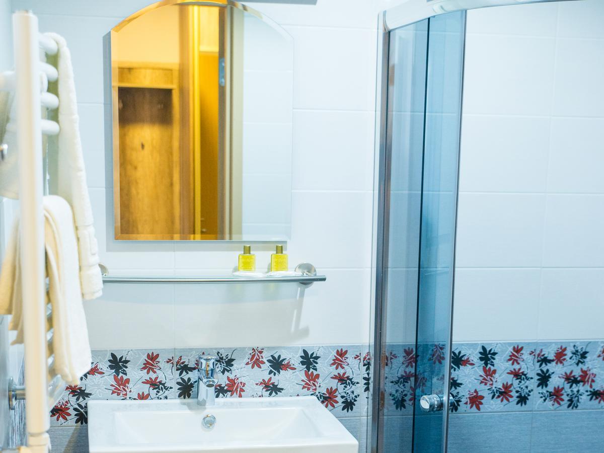 Ankur Hotell Mustvee Buitenkant foto